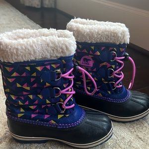Sorel Waterproof Snow boots - Size 4